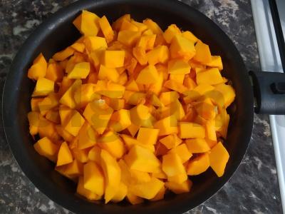 Moliūgų tyrės sriuba Žingsnis 3