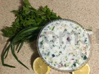 Kiaušinienė be mėsos ir dešros pagrindine nuotrauka