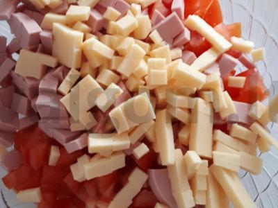 Salotos su pomidorais ir pupelėmis "Fantazer" Žingsnis 1
