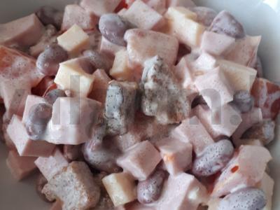 Salotos su pomidorais ir pupelėmis "Fantazer" pagrindine nuotrauka