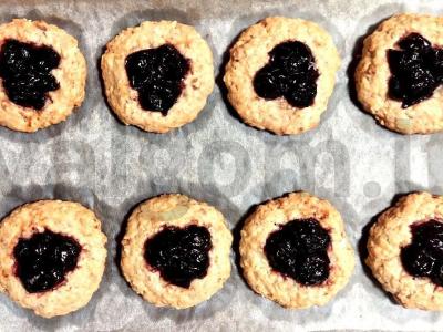 Naminiai avižiniai sausainiai su vyšniomis ir migdolais Žingsnis 1