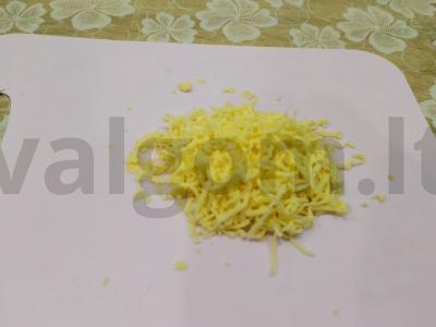 Omletas su bulvėmis ir žolelėmis Žingsnis 4
