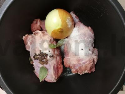 Kalakutienos kaklelio ruošinys Žingsnis 2