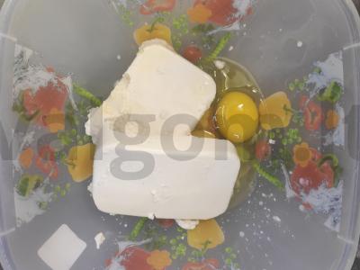 Sūrio pyragas be miltų su rikota avietėmis Žingsnis 5