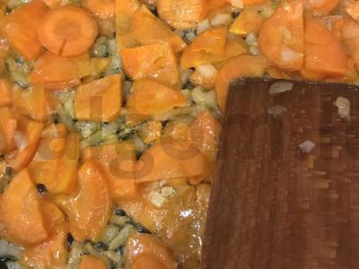 Skanus mėsos puodas su daržovėmis ir grybais Žingsnis 1