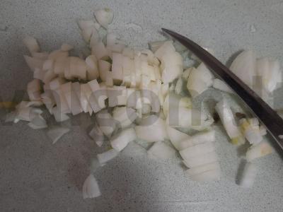 Lengvas mėsos padažas Žingsnis 1