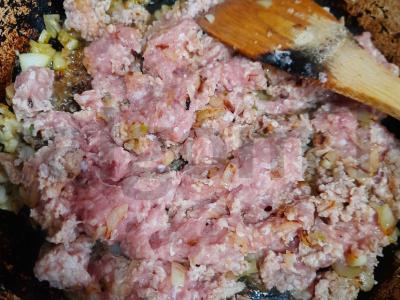 Lengvas mėsos padažas Žingsnis 2