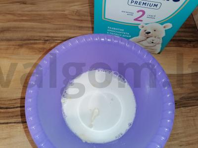 Bananų paplotėliai su apelsinų žievele Žingsnis 1