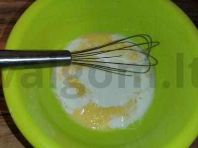 Bananų paplotėliai su apelsinų žievele Žingsnis 3