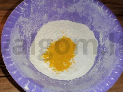 Bananų paplotėliai su apelsinų žievele Žingsnis 4