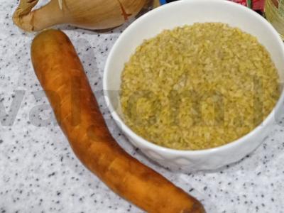 Bulgur su kiauliena Žingsnis 1