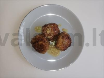 Skanūs mėsos kukuliai su žiediniais kopūstais pagrindine nuotrauka