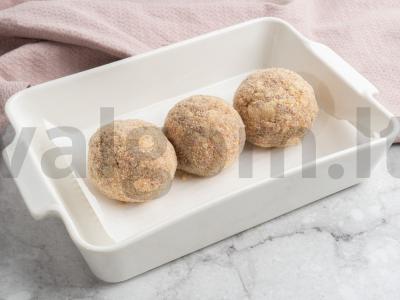 Orkaitėje kepami putpelių kiaušiniais įdaryti kotletai Žingsnis 3