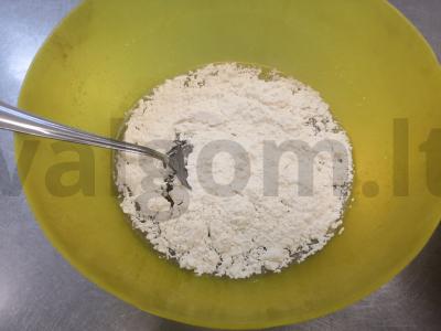 Sūrymo sausainiai Žingsnis 2