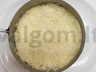 Baltosios salotos su vištiena, ananasais, parmezanu ir kiaušiniais Žingsnis 3