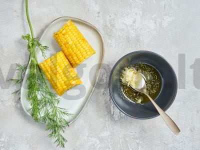 Kepti kukurūzai su krapais Žingsnis 1