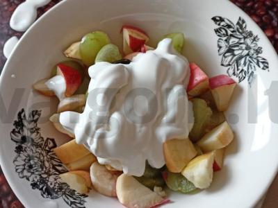 Vaisių salotos desertui Žingsnis 3