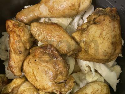 Vištiena su žiediniais kopūstais multicooker keptuvėje Žingsnis 3