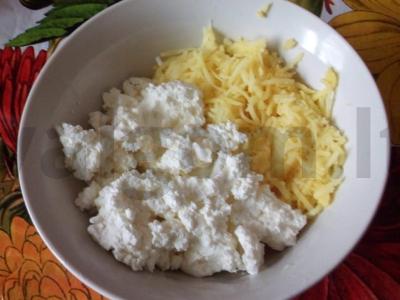 Bulvių ir varškės apkepas mikrobangų krosnelėje Žingsnis 1