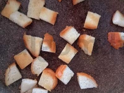 Švelnus omletas su skrebučiais Žingsnis 4
