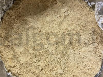 Nekeptas pyragas su kiviais ir sūdytais žemės riešutais Žingsnis 10