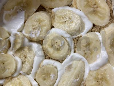 Nekeptas pyragas su kiviais ir sūdytais žemės riešutais Žingsnis 12