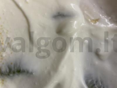 Nekeptas pyragas su kiviais ir sūdytais žemės riešutais Žingsnis 16