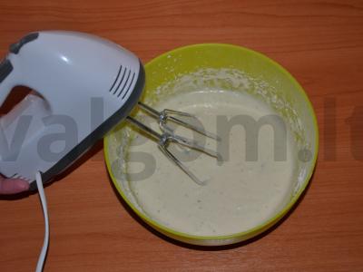 Kalėdų eglutės sausainiai Žingsnis 1