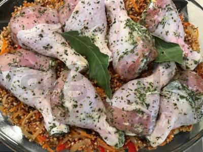 Grikiai su vištienos kojomis orkaitėje Žingsnis 5