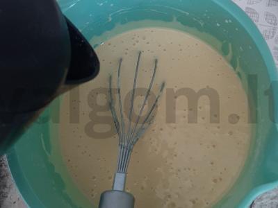 Ploni blyneliai ant rūgštaus pieno Žingsnis 5