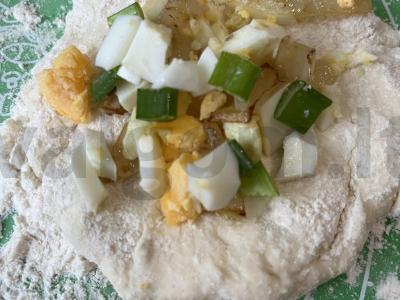 Kiaušinių ir svogūnų paplotėliai per 15 minučių Žingsnis 4