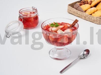 Braškių cinamono uogienė pagrindine nuotrauka