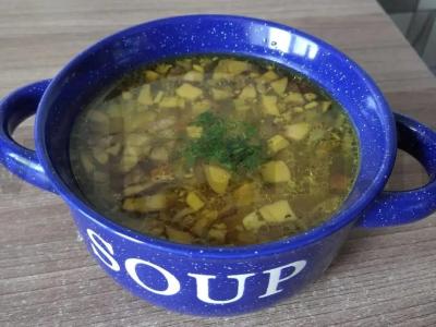 Sūrio sriuba "Mushroom Glade" su karališkaisiais grybais pagrindine nuotrauka