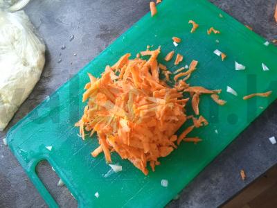 Troškintos kepenys su daržovėmis Žingsnis 3