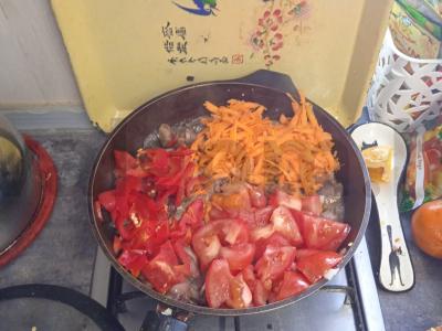 Troškintos kepenys su daržovėmis Žingsnis 5