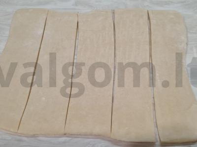 Greitos dešrelės tešloje Žingsnis 1