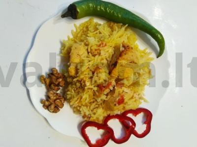 Originali vištiena su biryani ryžiais pagrindine nuotrauka