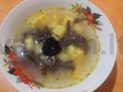 Slyvų sriuba pagrindine nuotrauka