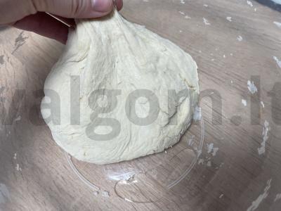 Pica iš plonos tešlos Žingsnis 1