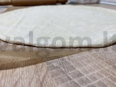 Pica iš plonos tešlos Žingsnis 2