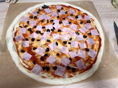 Pica iš plonos tešlos Žingsnis 4