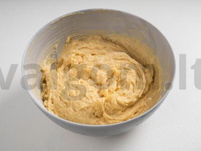 Mandarinų keksas su grietine Žingsnis 4