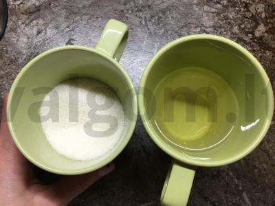 Greitai sūdomi sausainiai su sūrio kepurėle Žingsnis 2