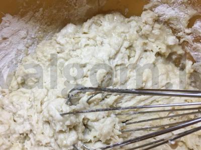 Greitai sūdomi sausainiai su sūrio kepurėle Žingsnis 5