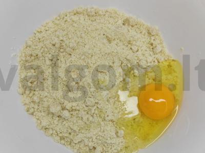 Švelnūs čeburekai su žolelėmis ir varške Žingsnis 1