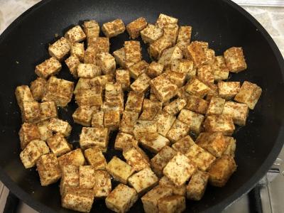 Veganiškos salotos su "vištiena". Žingsnis 3