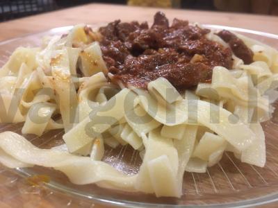 Aštrios kepenys su garnyru pagrindine nuotrauka