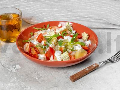 Graikiškos salotos su ananasais pagrindine nuotrauka