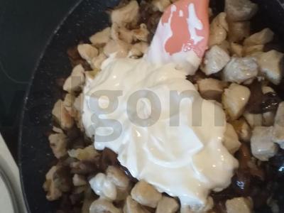 Vištienos krūtinėlės su grybais džiuljenas Žingsnis 5