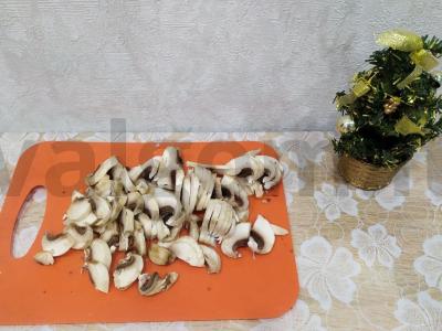 Virta grybų sriuba su lydytu sūriu Žingsnis 2